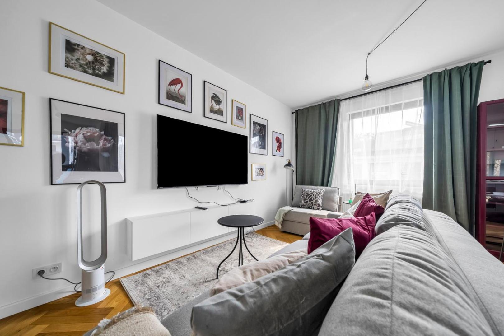 Apartmán Skierniewicka - Parking, Workspace, Balcony - By Rentujemy *